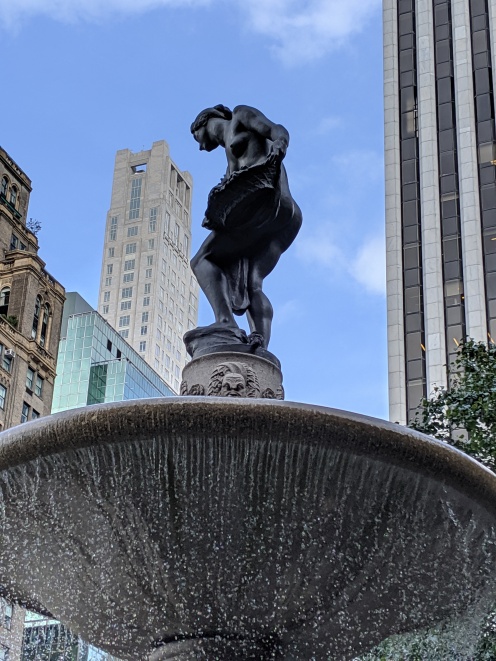 Statue of Pomona, Pulitzer Fountain